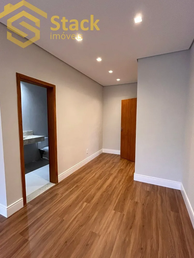 Casa, 3 quartos, 236 m² - Foto 9