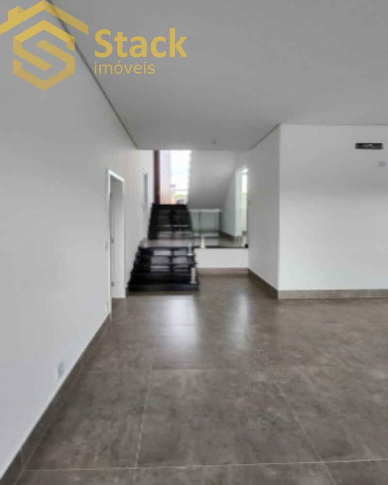 Casa, 4 quartos, 256 m² - Foto 2