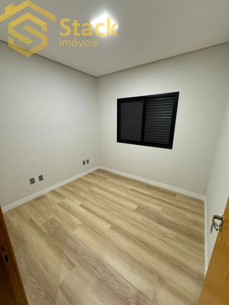 Casa, 3 quartos, 280 m² - Foto 1