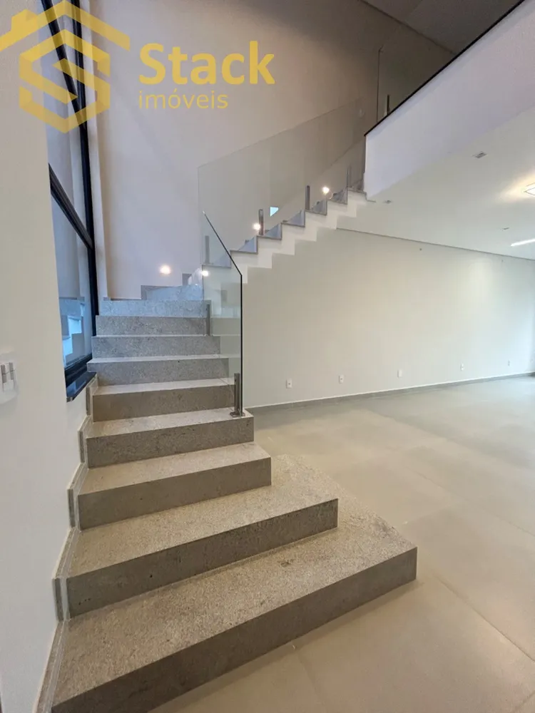 Casa, 3 quartos, 194 m² - Foto 2