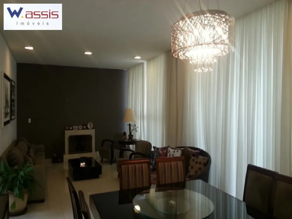 Casa, 5 quartos, 650 m² - Foto 1