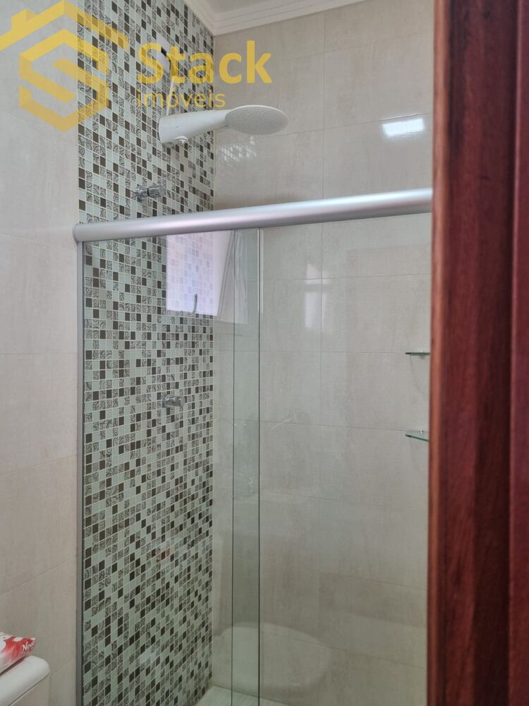 Casa à venda com 5 quartos, 800m² - Foto 1