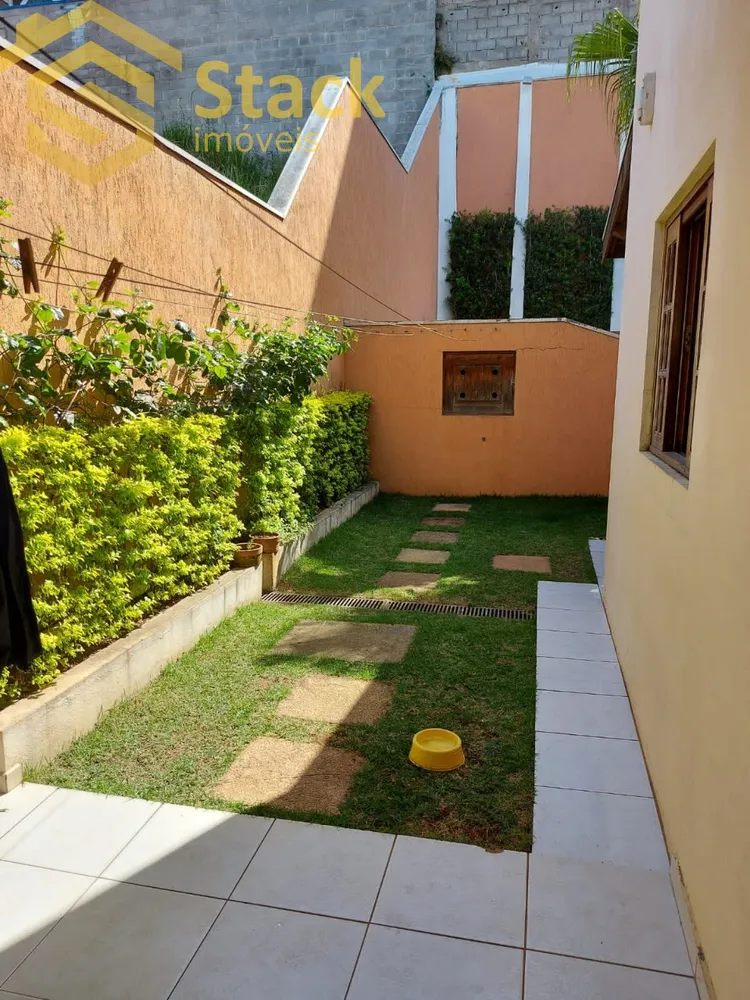 Casa, 3 quartos, 226 m² - Foto 3