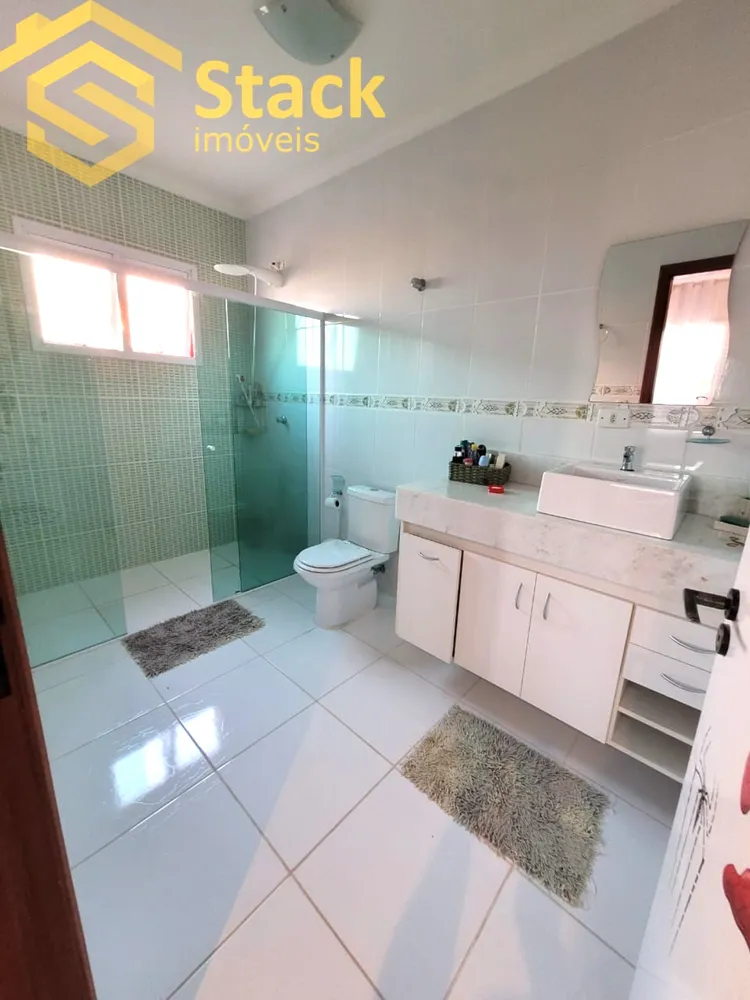 Casa, 4 quartos, 331 m² - Foto 3