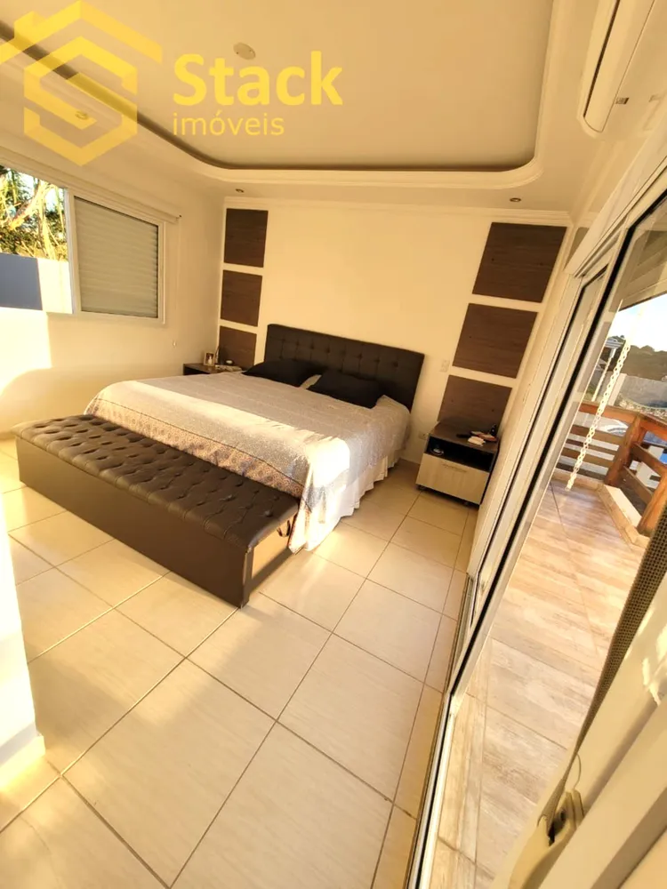Casa, 4 quartos, 331 m² - Foto 4