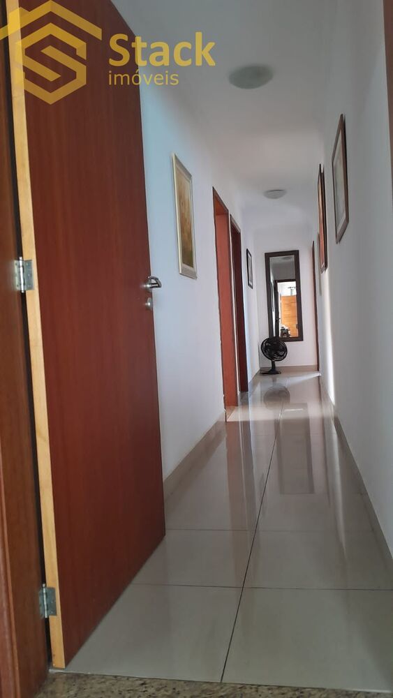 Casa, 3 quartos, 266 m² - Foto 3