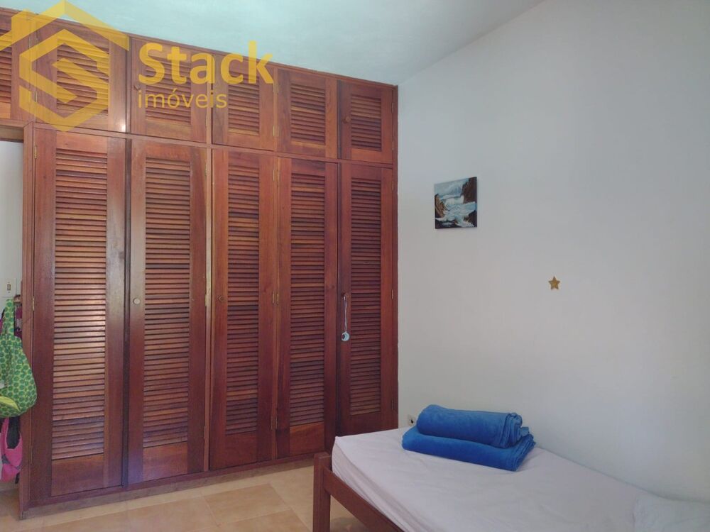 Chácara à venda com 5 quartos, 846m² - Foto 12