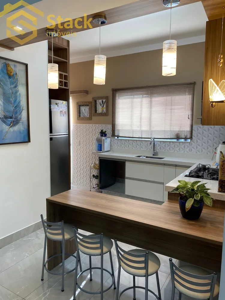 Casa, 3 quartos, 230 m² - Foto 10