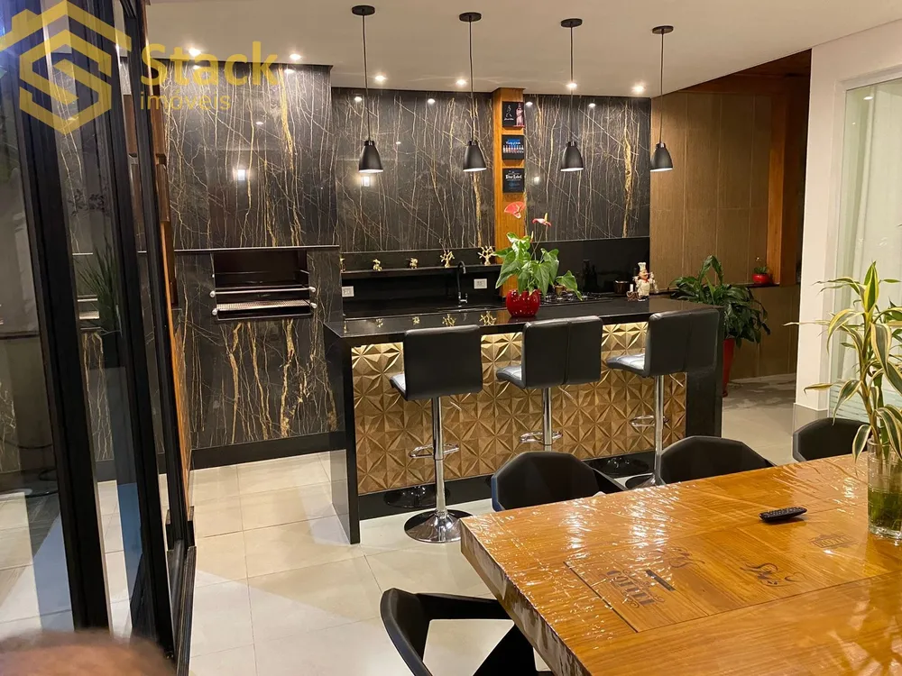 Casa, 3 quartos, 230 m² - Foto 6