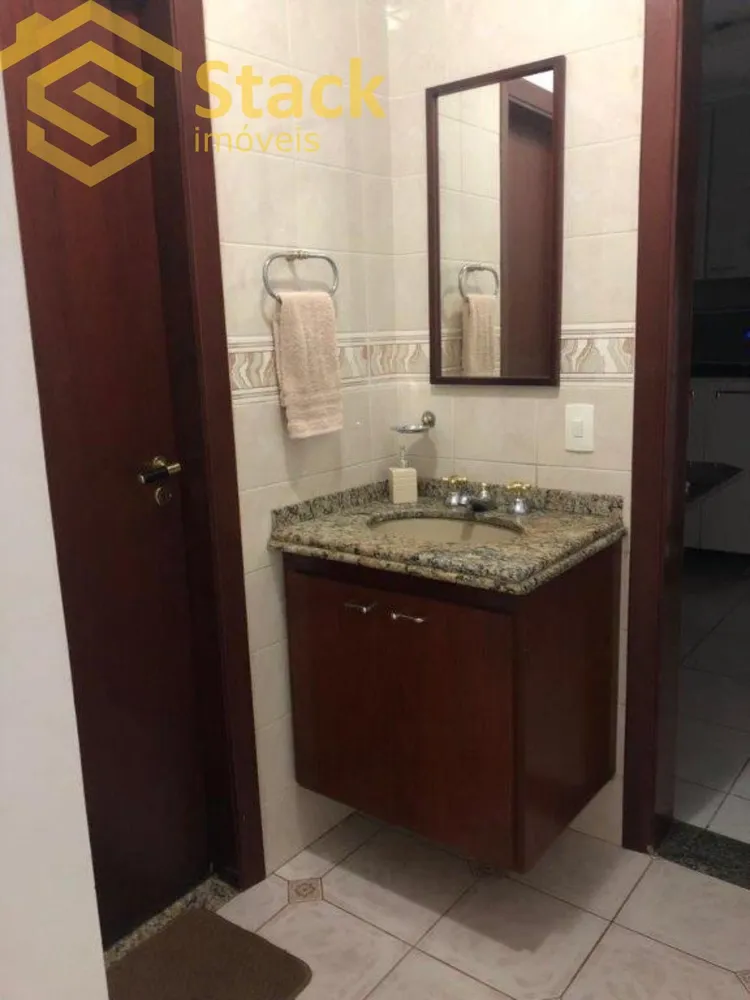 Casa, 3 quartos, 218 m² - Foto 3