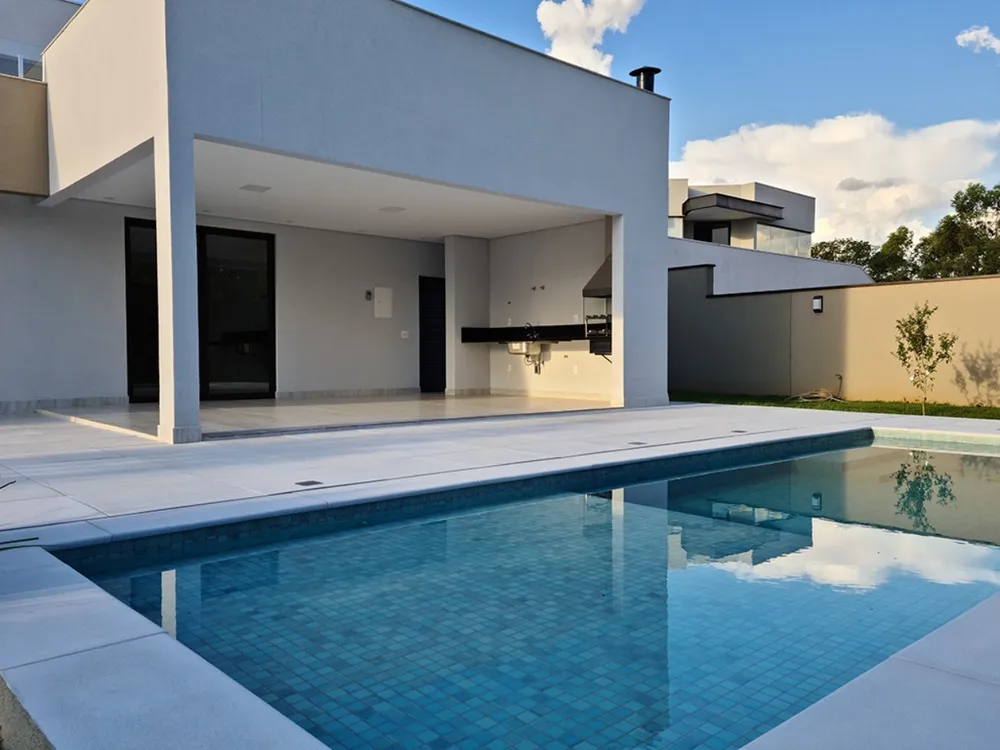 Casa, 4 quartos, 348 m² - Foto 1