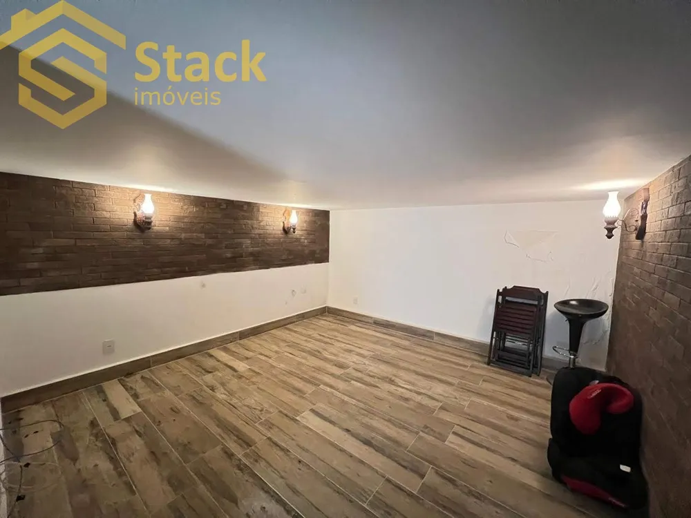 Casa, 3 quartos, 260 m² - Foto 1