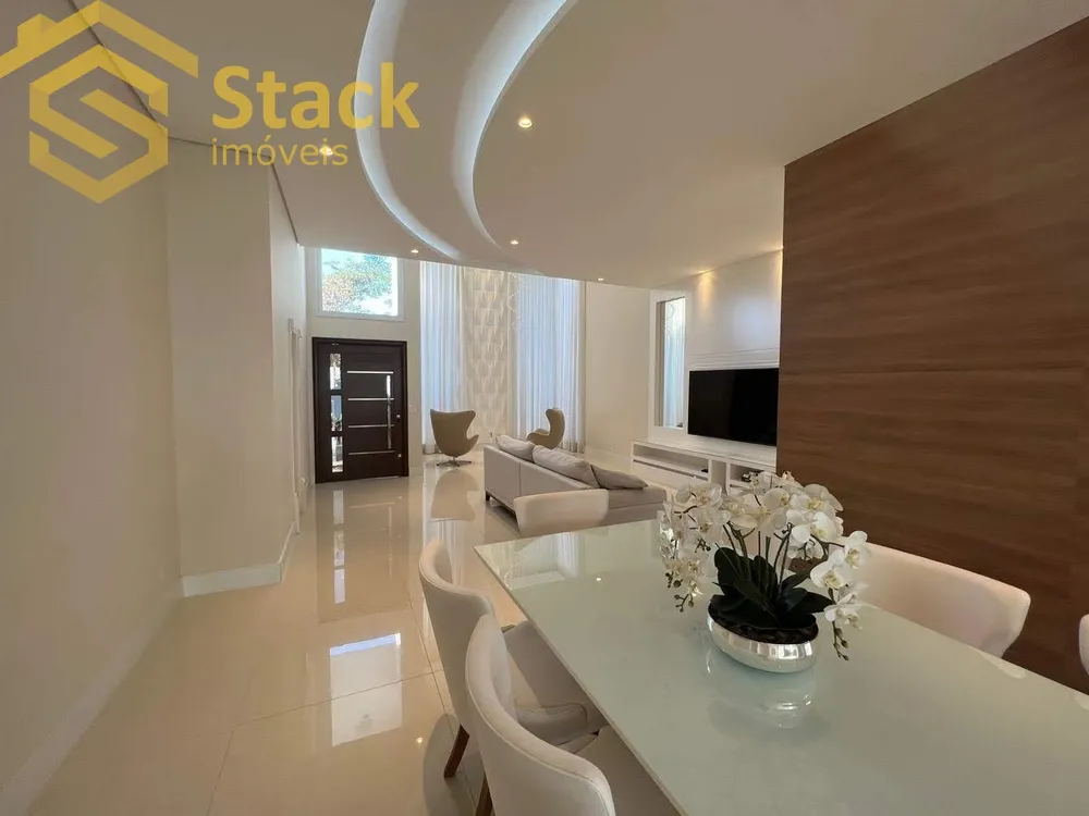 Casa, 3 quartos, 260 m² - Foto 3