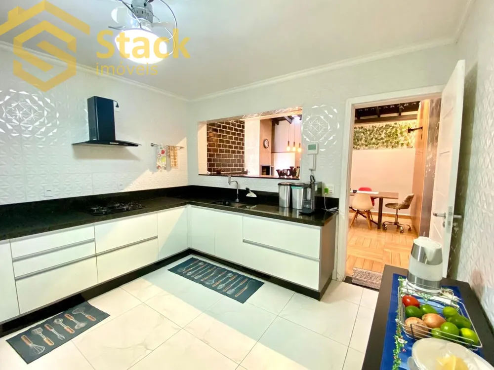 Casa, 3 quartos, 145 m² - Foto 2