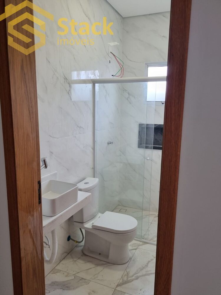 Casa à venda com 3 quartos, 253m² - Foto 8