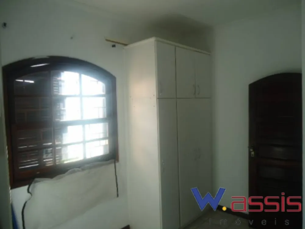 Casa, 3 quartos, 205 m² - Foto 13