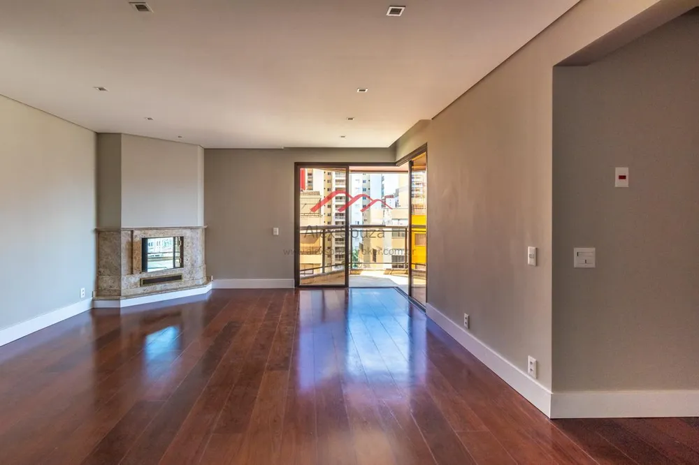 Apartamento, 4 quartos, 244 m² - Foto 4