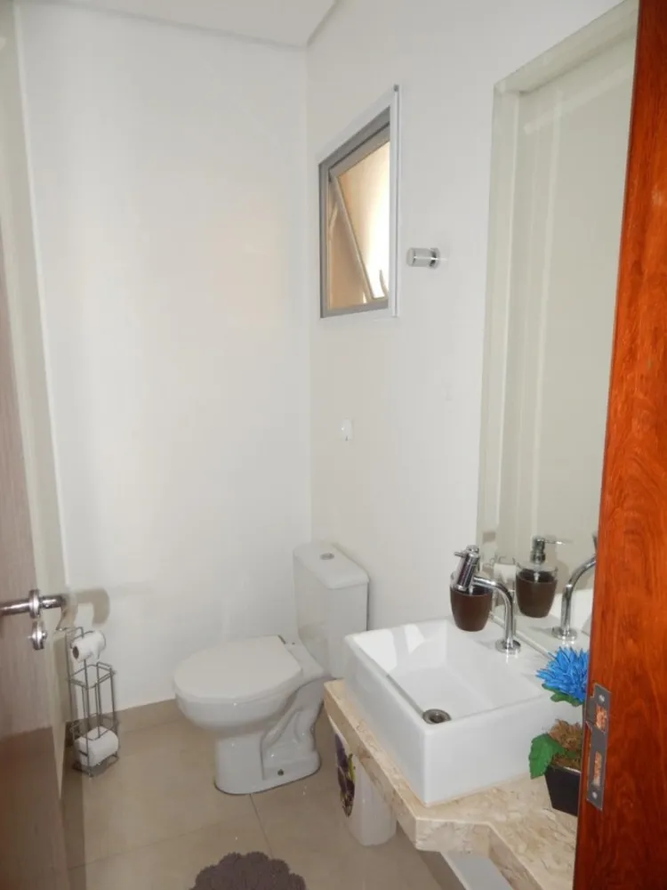Sobrado, 3 quartos, 220 m² - Foto 1