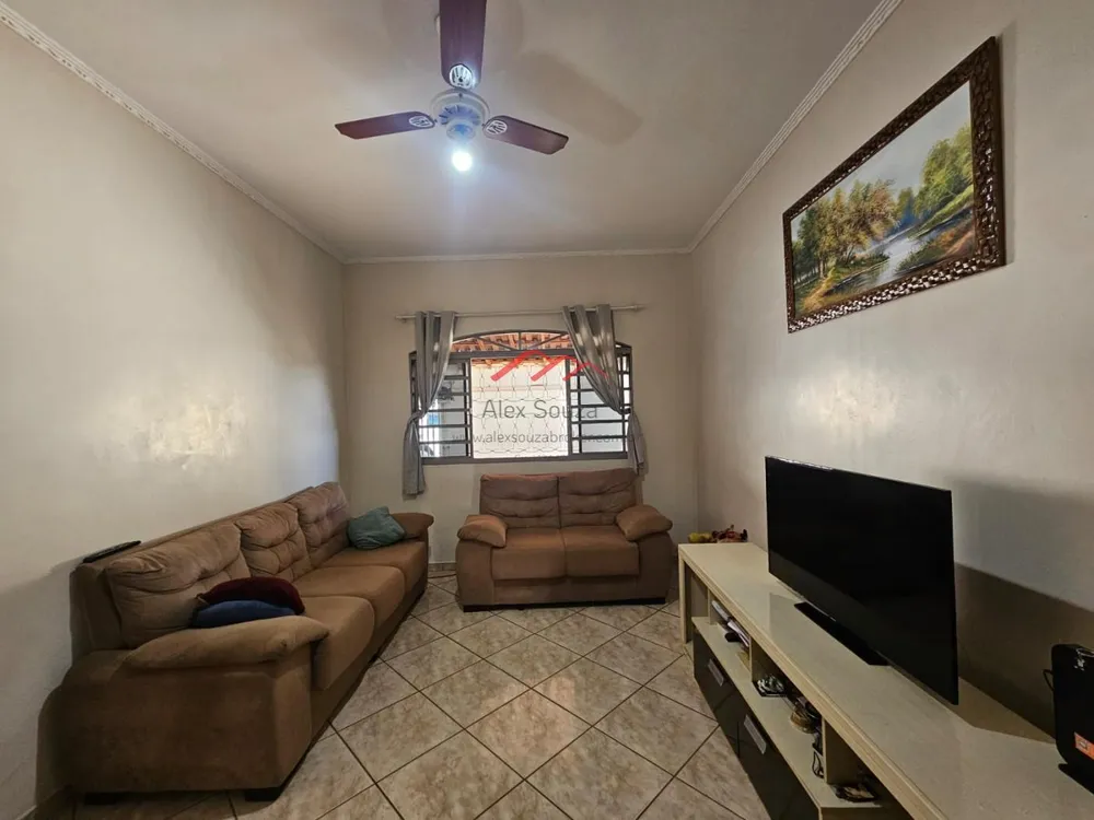 Casa, 3 quartos, 190 m² - Foto 2