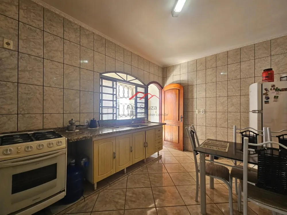 Casa, 3 quartos, 190 m² - Foto 4