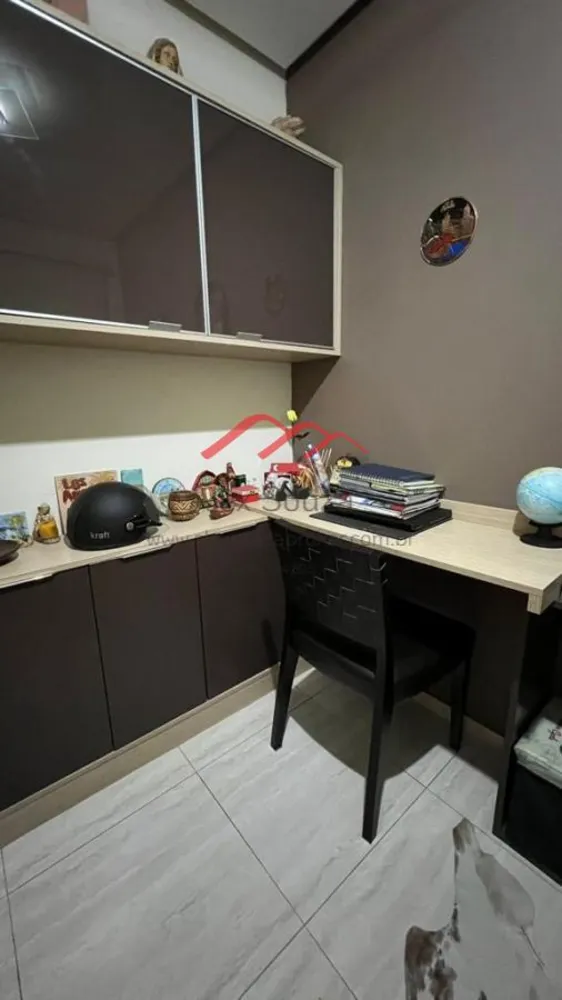 Sobrado, 4 quartos, 205 m² - Foto 1