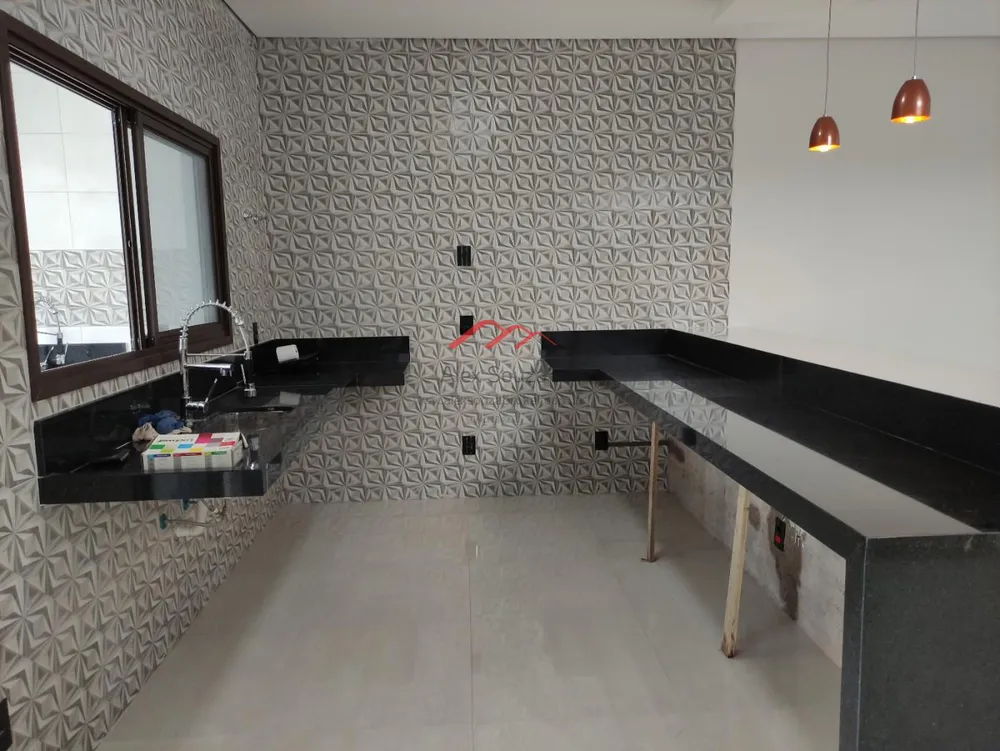 Sobrado, 3 quartos, 200 m² - Foto 1