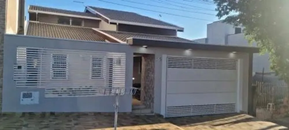 Casa, 4 quartos, 160 m² - Foto 1
