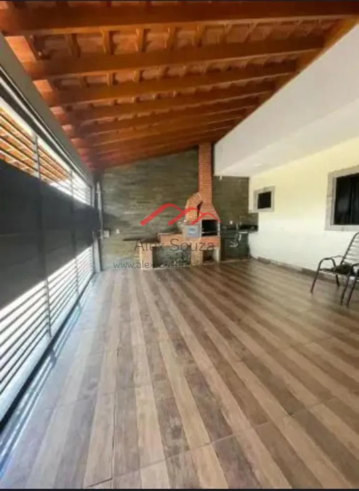 Sobrado, 4 quartos, 240 m² - Foto 1