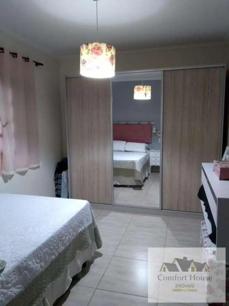 Casa, 4 quartos, 216 m² - Foto 1