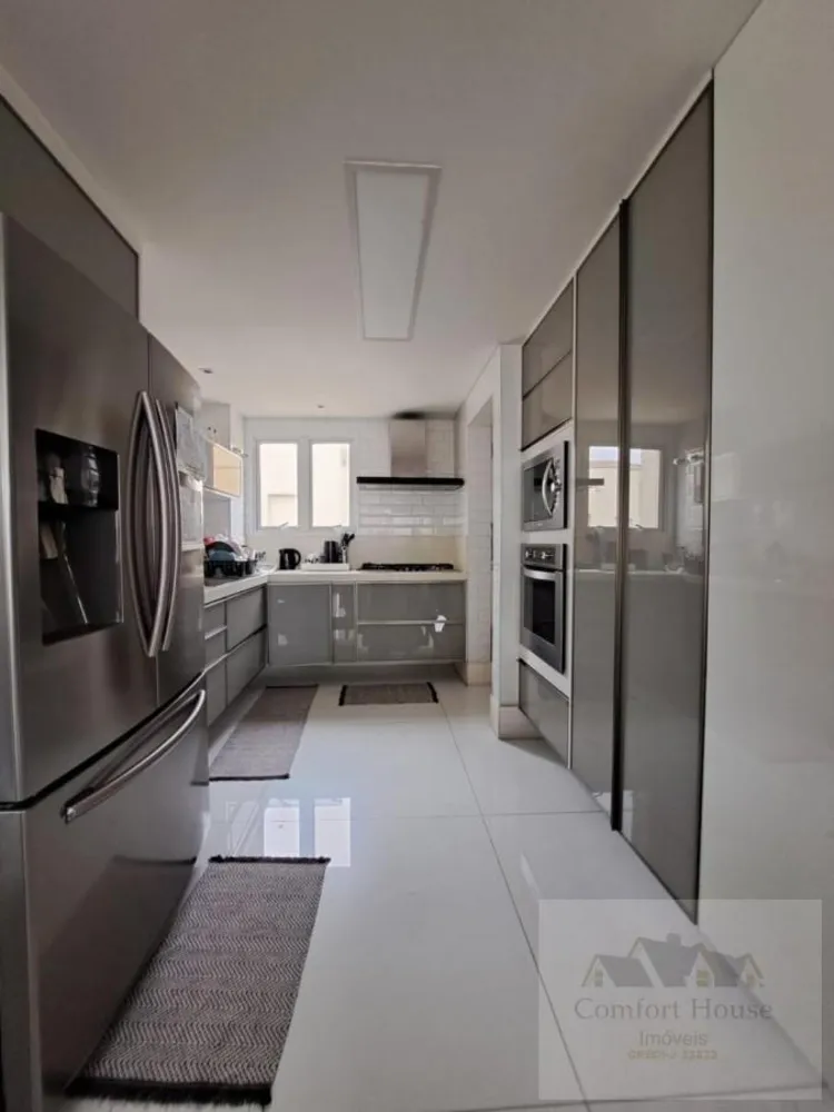 Cobertura, 3 quartos, 227 m² - Foto 4
