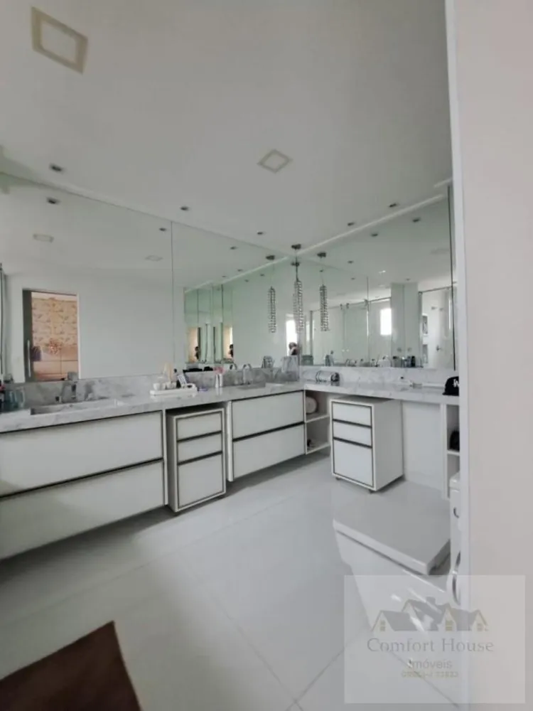 Cobertura, 3 quartos, 227 m² - Foto 10