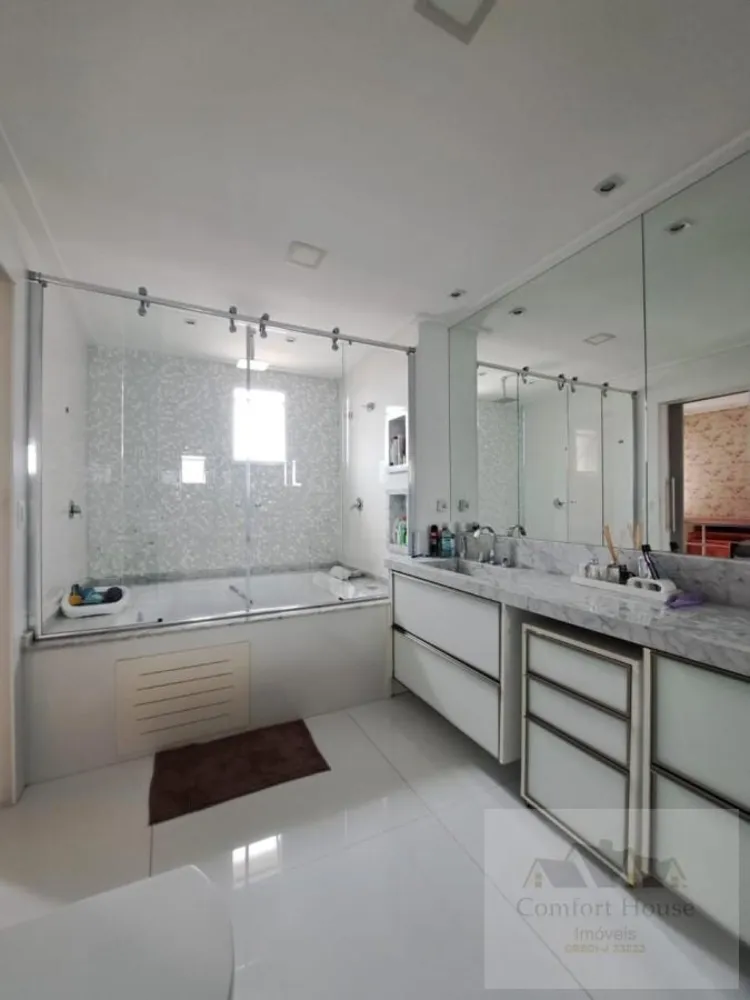 Cobertura, 3 quartos, 227 m² - Foto 7