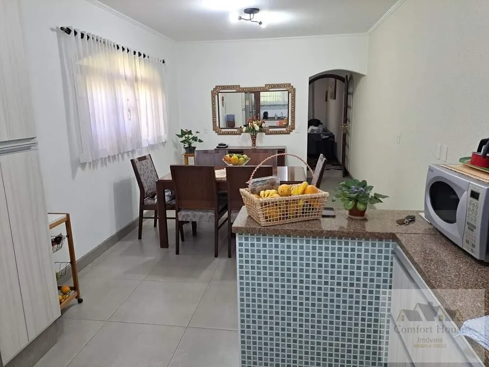 Casa, 3 quartos, 185 m² - Foto 1