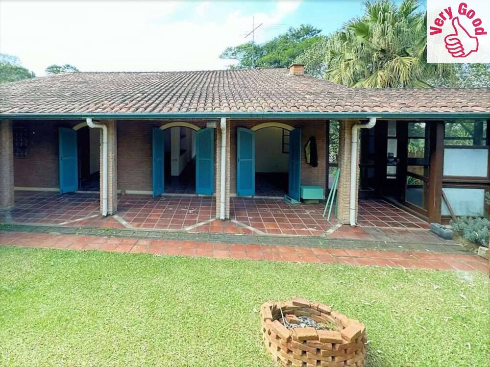 Chácara à venda com 7 quartos, 1237m² - Foto 1