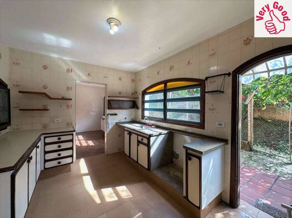 Chácara à venda com 7 quartos, 1237m² - Foto 2