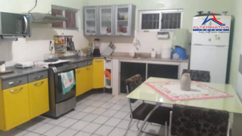 Casa, 2 quartos, 180 m² - Foto 3