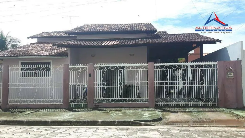 Casa, 3 quartos, 209 m² - Foto 1
