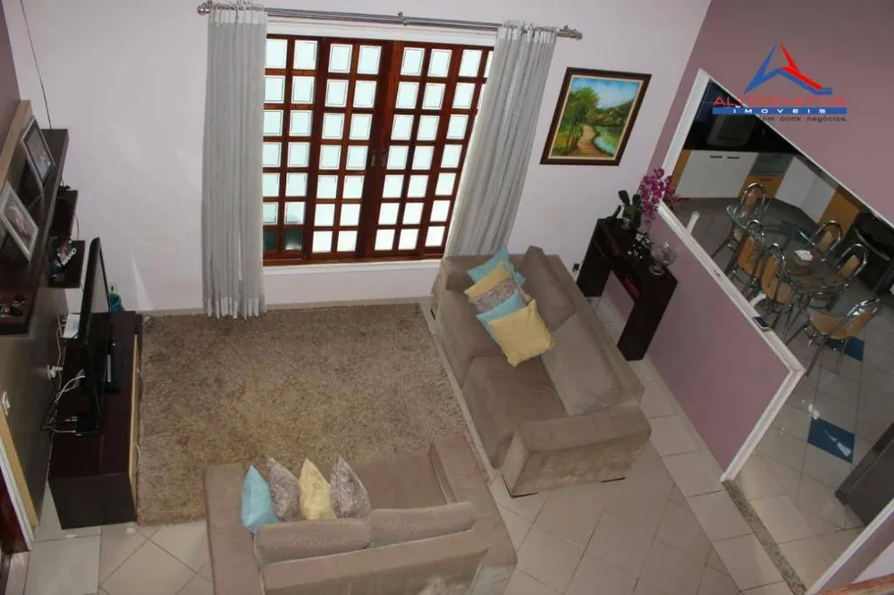 Casa, 3 quartos, 209 m² - Foto 3
