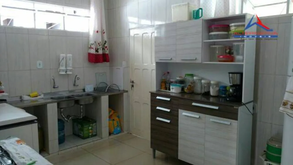 Casa, 5 quartos, 360 m² - Foto 2