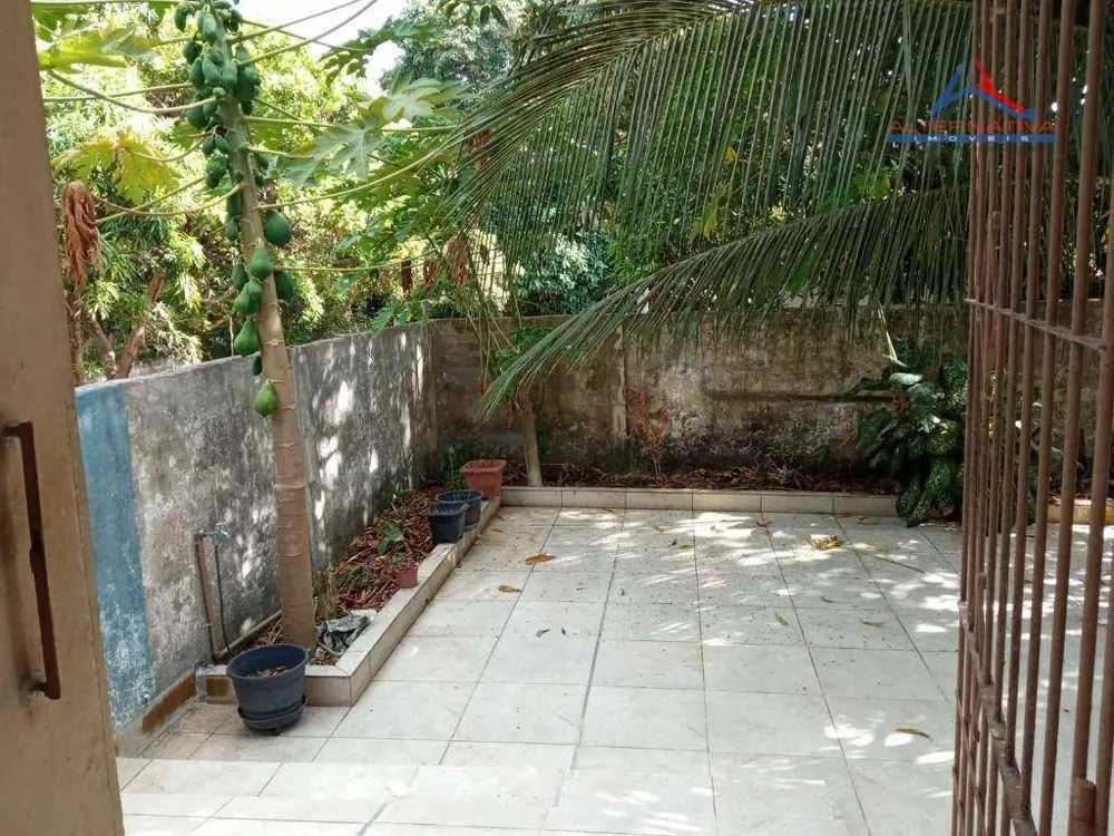 Casa, 4 quartos, 259 m² - Foto 2