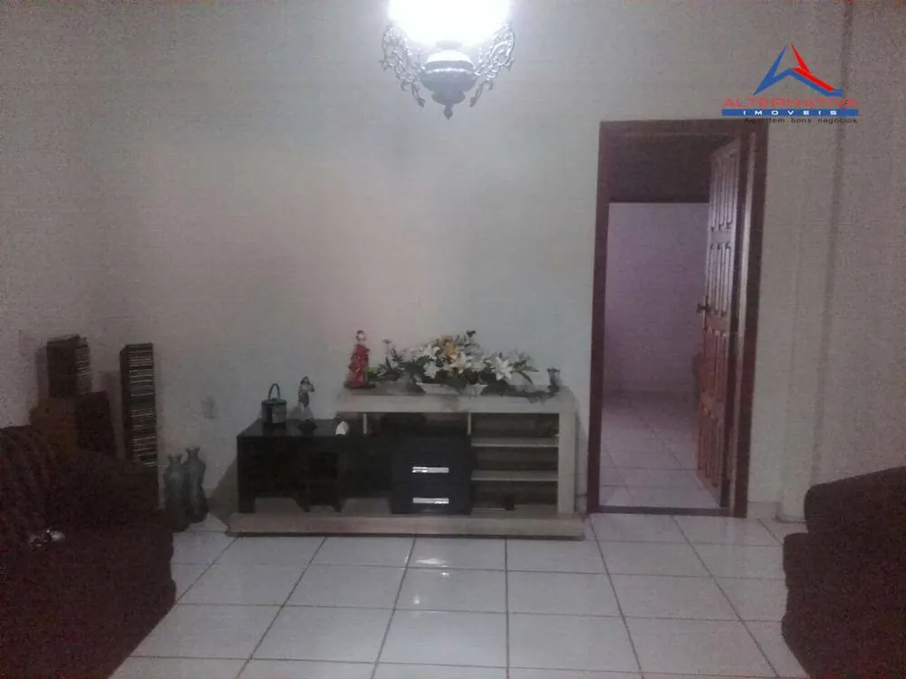 Casa, 6 quartos, 360 m² - Foto 4