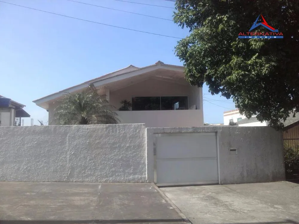 Casa, 4 quartos, 250 m² - Foto 1