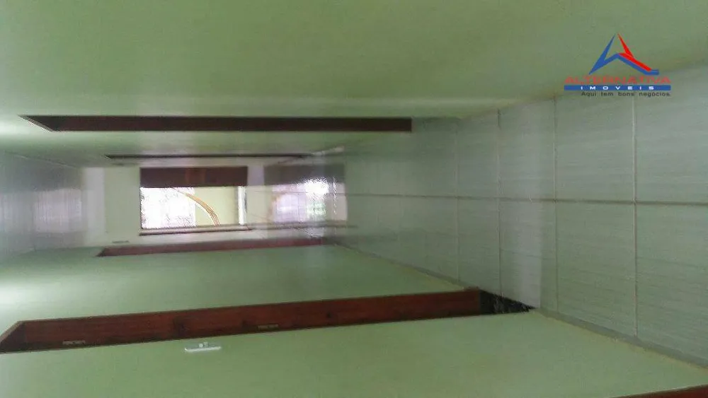 Casa, 5 quartos, 210 m² - Foto 4