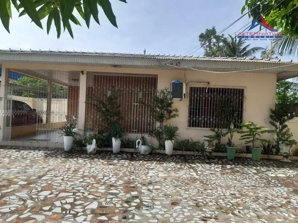 Casa, 3 quartos, 300 m² - Foto 1