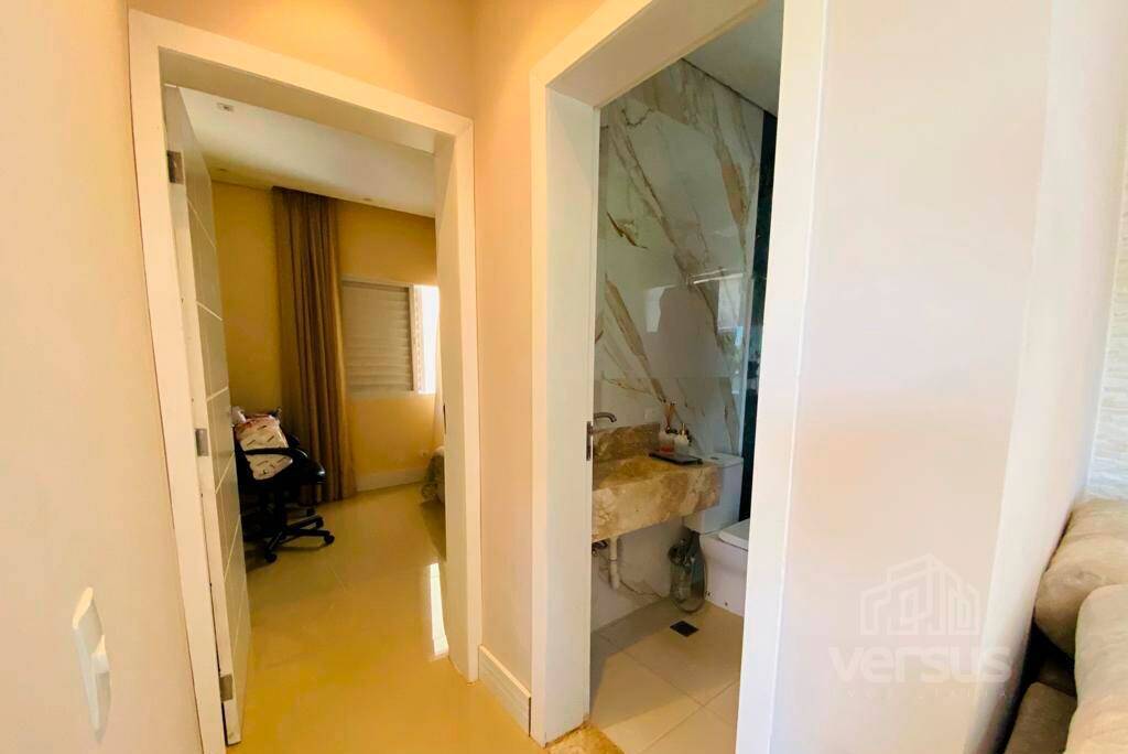 Casa à venda com 4 quartos, 600m² - Foto 27