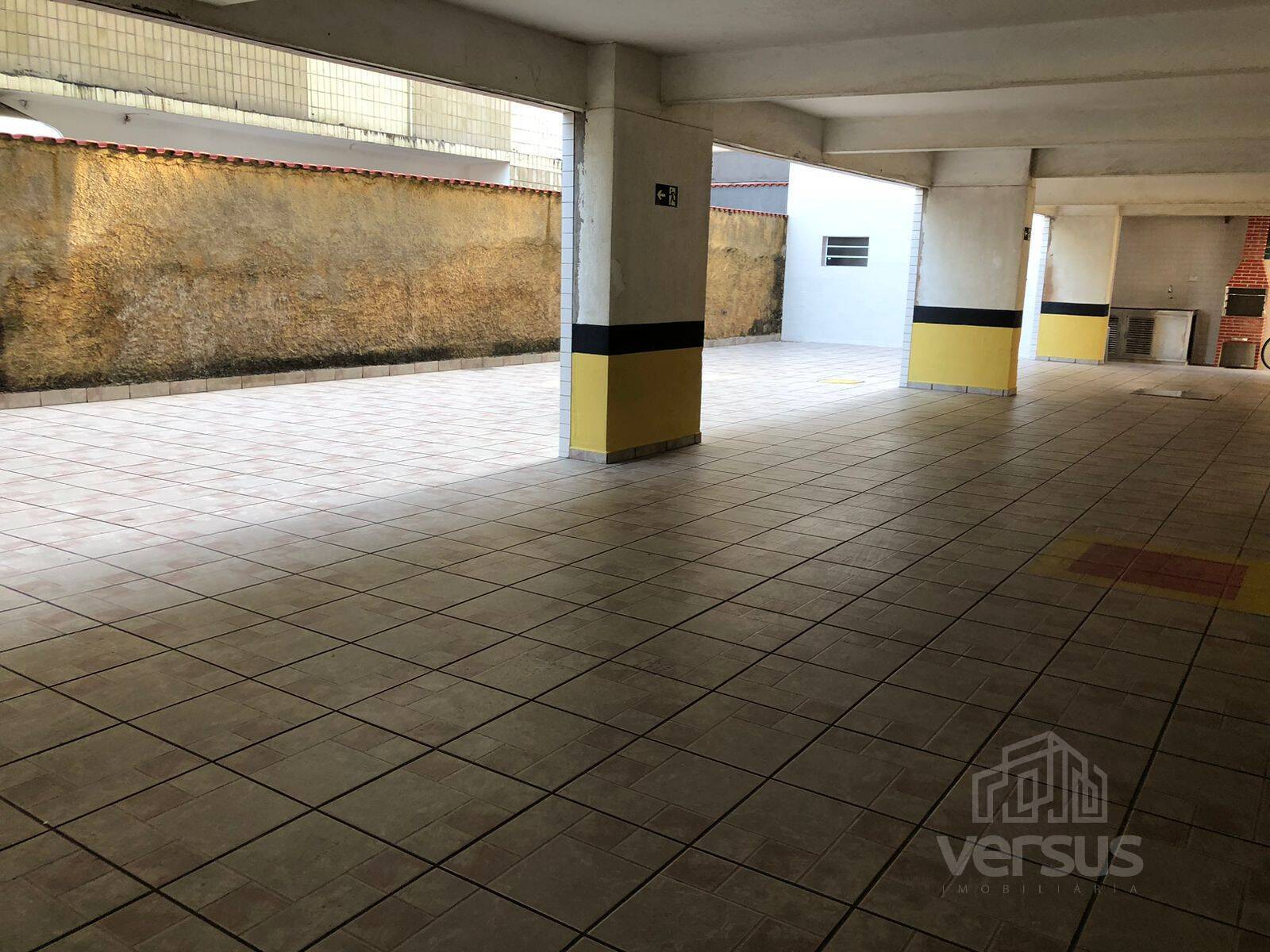 Apartamento à venda com 1 quarto, 44m² - Foto 2