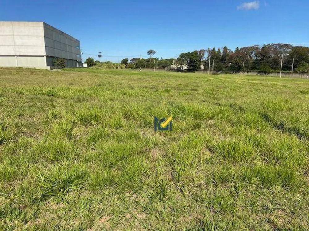 Loteamento e Condomínio, 1500 m² - Foto 1