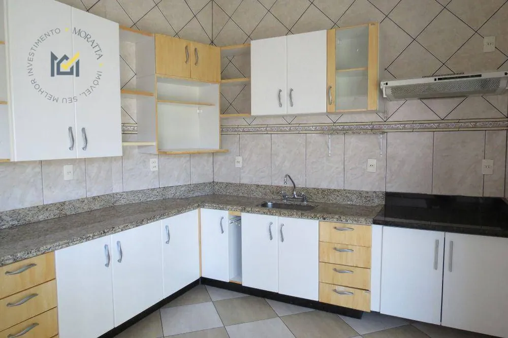 Casa, 3 quartos, 240 m² - Foto 1