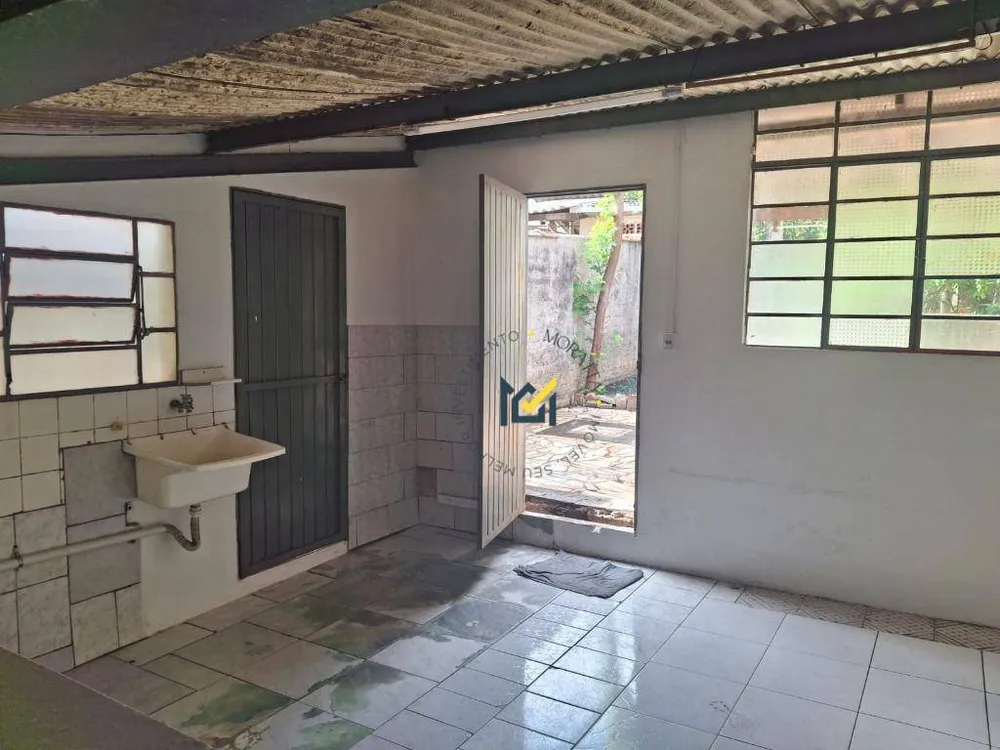 Loja-Salão, 131 m² - Foto 1