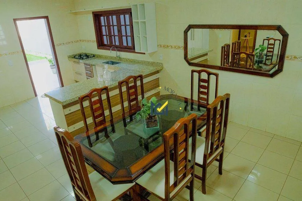 Casa, 4 quartos, 268 m² - Foto 1
